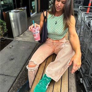 Straight Leg Distressed Jeans in Light Peach